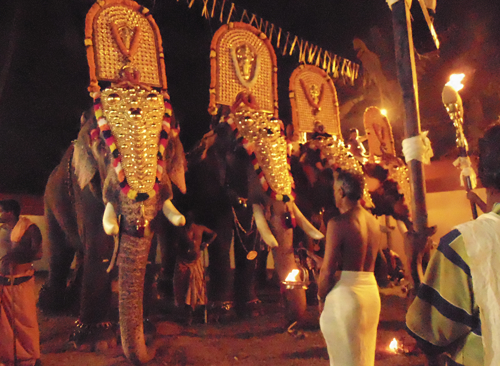 Sasthav at Arattupuzha Pooram 2015